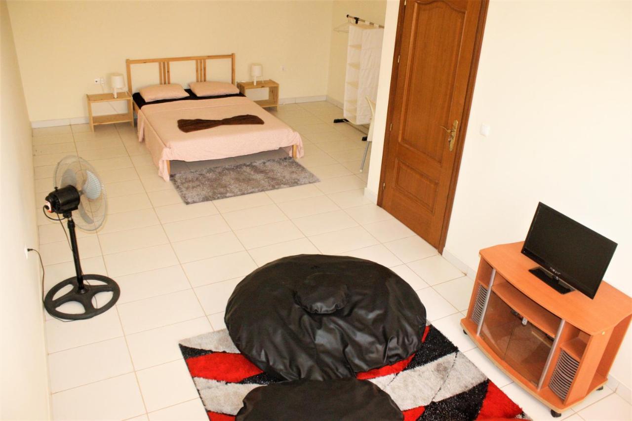 Hostel Casa Branca Vila Nova Esterno foto