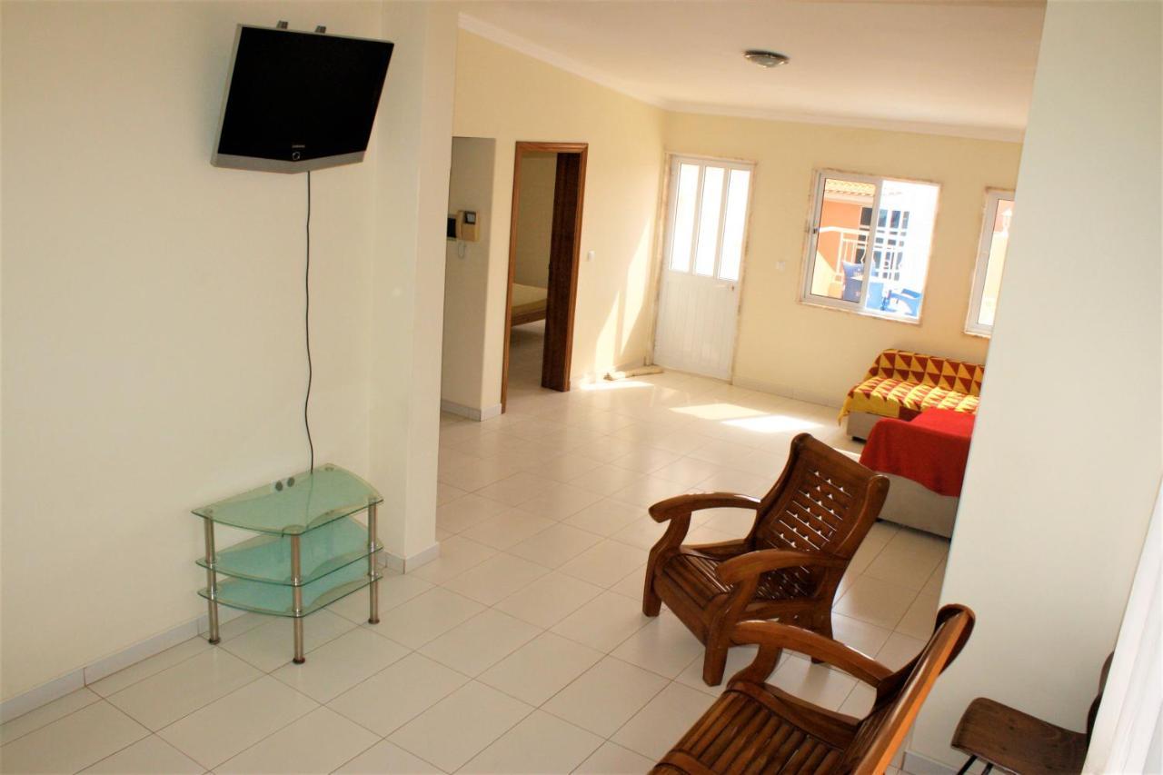 Hostel Casa Branca Vila Nova Esterno foto